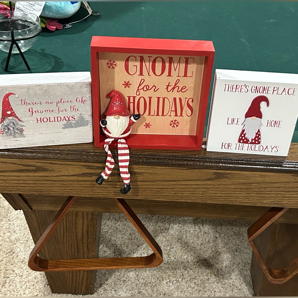 Lot of 3 Wooden Plaque Holiday Gnome Decorations GUC
